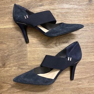 NWOT Alfani step n flex navy blue heel size 10